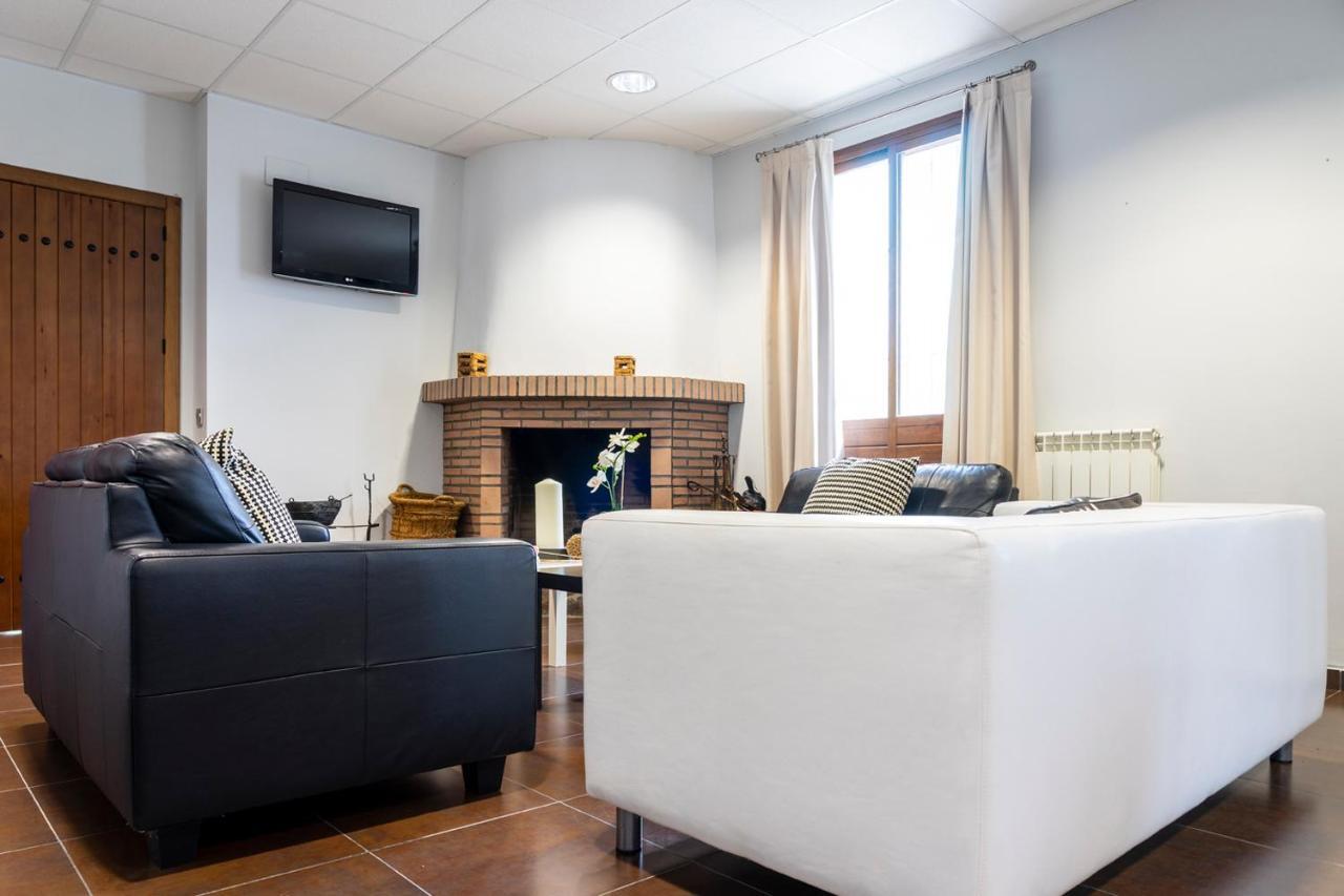 Hotel Rural Arroyo La Plata By Bossh Hotels 赫雷斯德洛斯卡瓦列罗斯 外观 照片